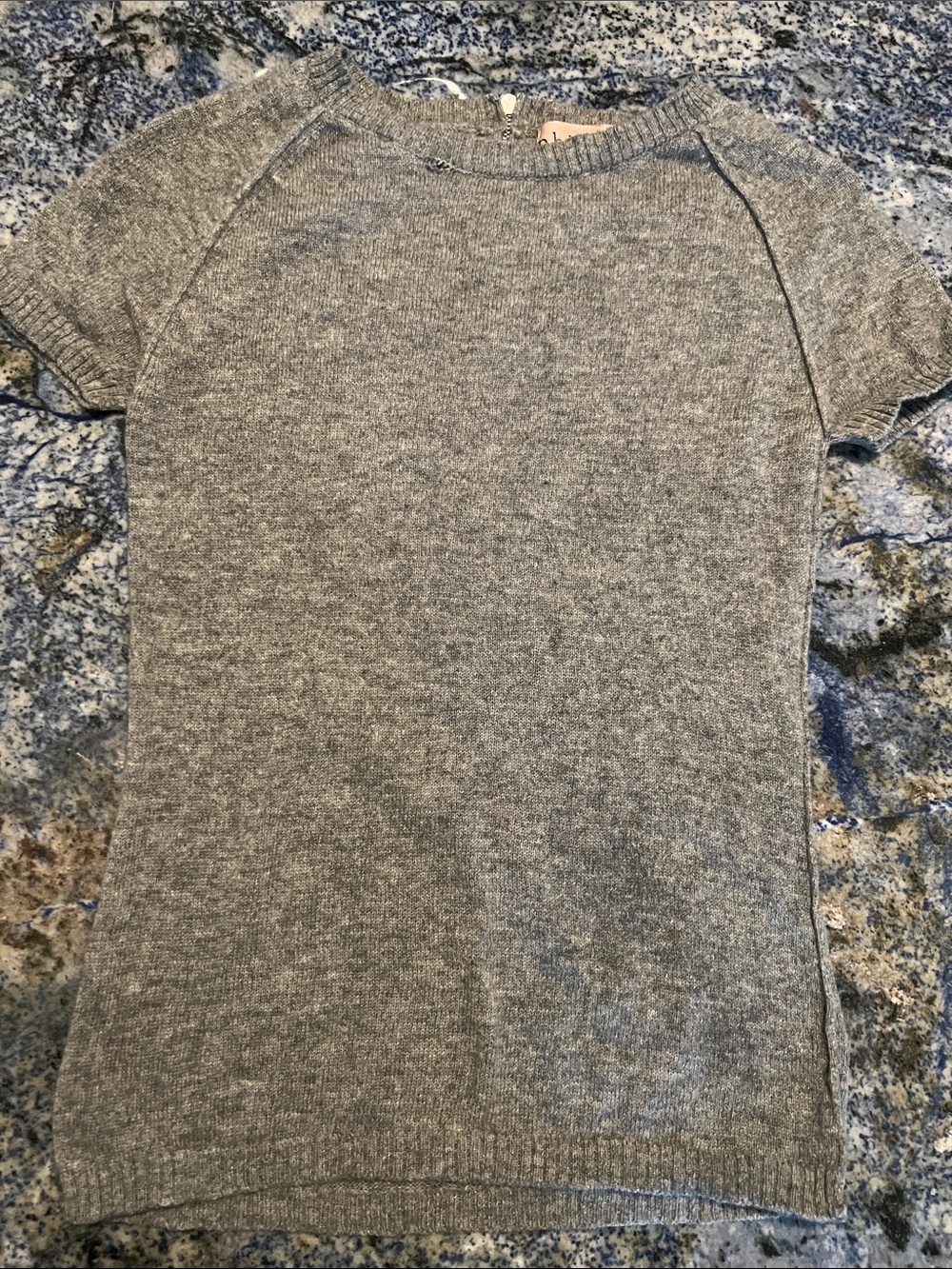 Philosophy Heathered Gray Short Sleeve Knit Tee